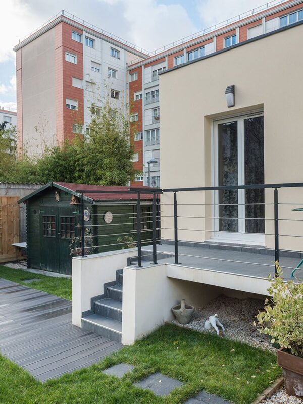 vous cherchez des artisans pour la r&eacute;novation de votre maison &agrave; colombes ? d&eacute;couvrez des professionnels qualifi&eacute;s pour des travaux de qualit&eacute; : r&eacute;novation int&eacute;rieure, ext&eacute;rieure, et am&eacute;nagements sur-mesure.