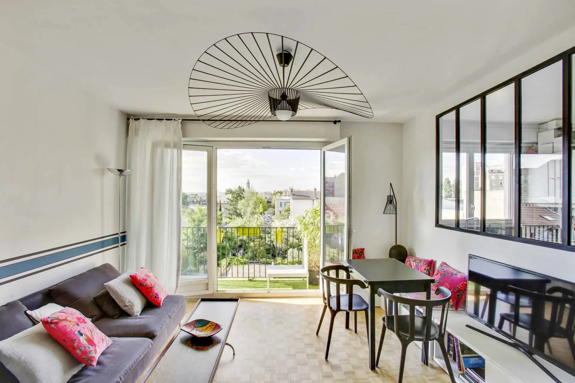 confiez votre projet de rénovation à bois-colombes à des experts qualifiés. améliorez votre maison avec des solutions sur-mesure, respectueuses de votre budget et de vos envies.