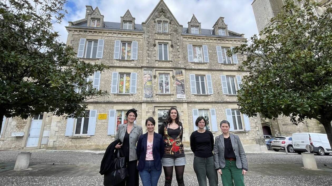 d&eacute;couvrez notre service de r&eacute;novation &agrave; fontenay : qualit&eacute;, expertise et accompagnement pour vos projets de r&eacute;novation int&eacute;rieure ou ext&eacute;rieure. demandez un devis personnalis&eacute; d&egrave;s aujourd'hui !