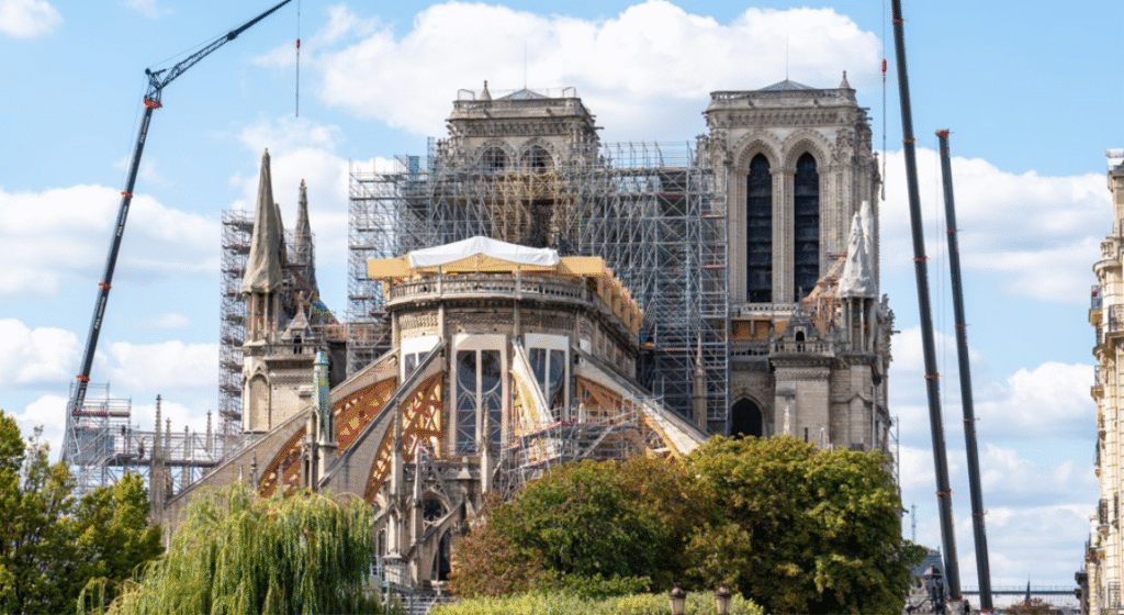 découvrez nos services professionnels de rénovation à paris et en île-de-france pour transformer vos espaces avec qualité et savoir-faire.