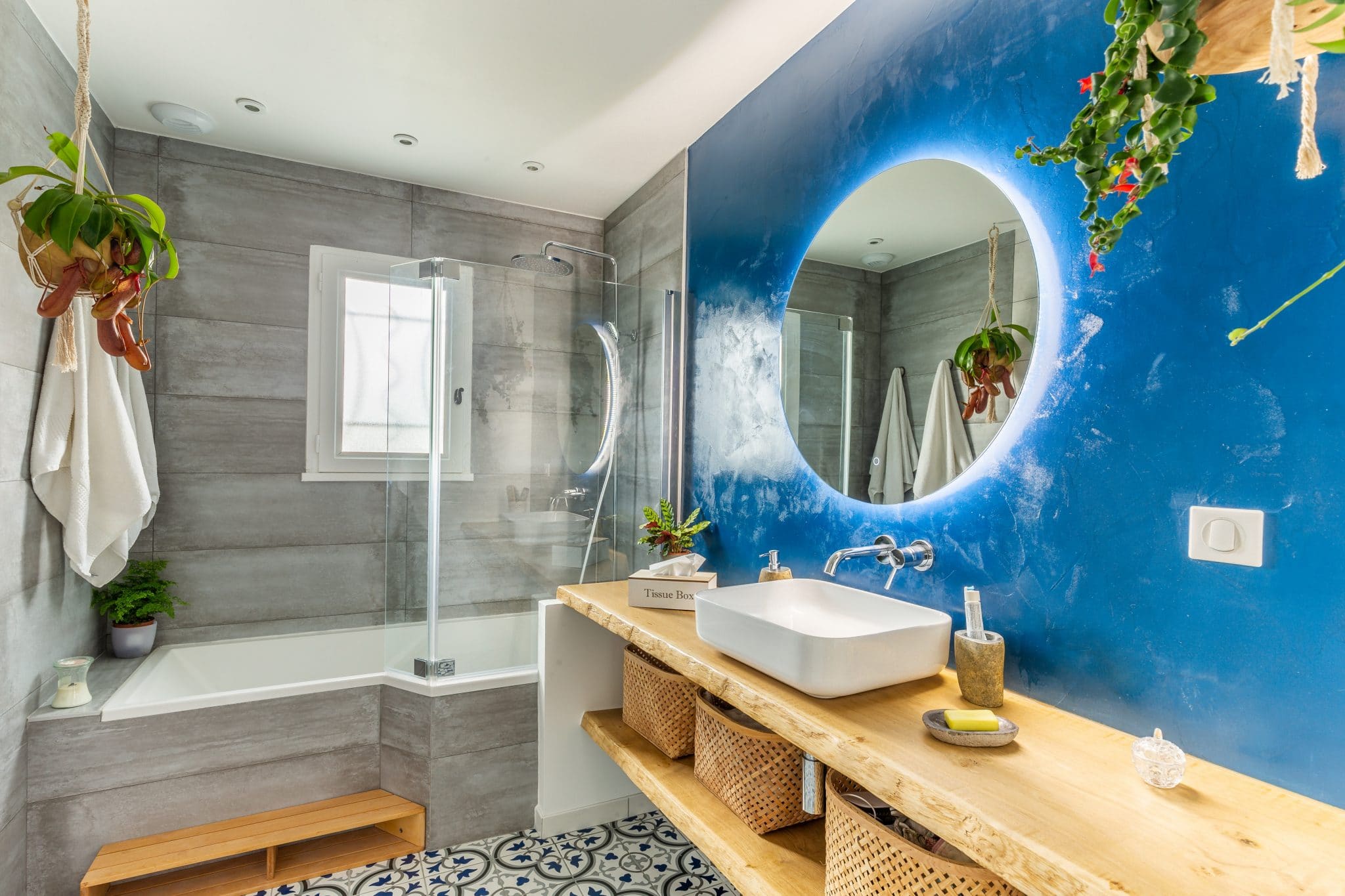 découvrez le coût moyen de la rénovation au mètre carré pour votre appartement et obtenez des conseils pour optimiser votre budget travaux.