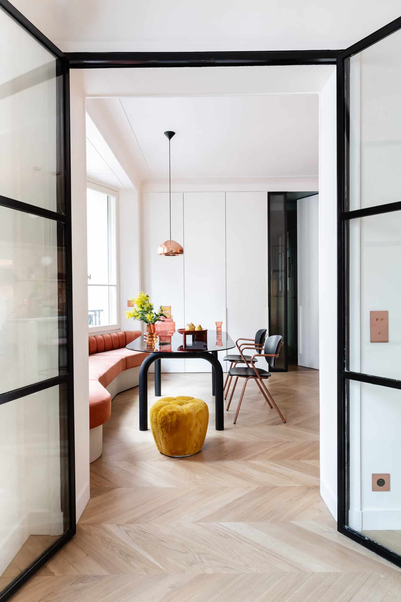 rénovez votre intérieur à paris 75007 avec jas électricité, spécialiste en électricité pour des travaux fiables et de qualité.