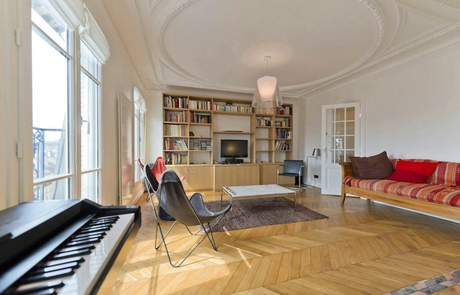 découvrez nos conseils essentiels pour réussir la rénovation de votre appartement, optimiser l'espace et valoriser votre bien immobilier.